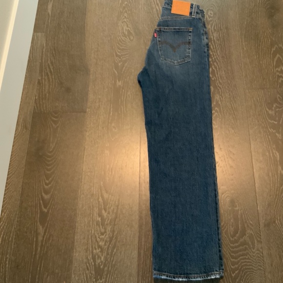 Levi’s Ribcage Jeans - Picture 2 of 6